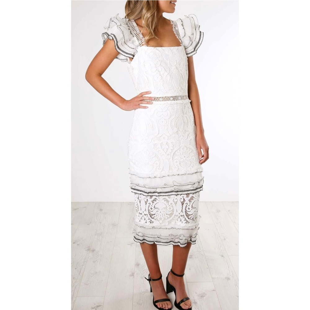 NEW Australian Designer Elliatt Esme Ruffle Sleeves Ivory White Dress